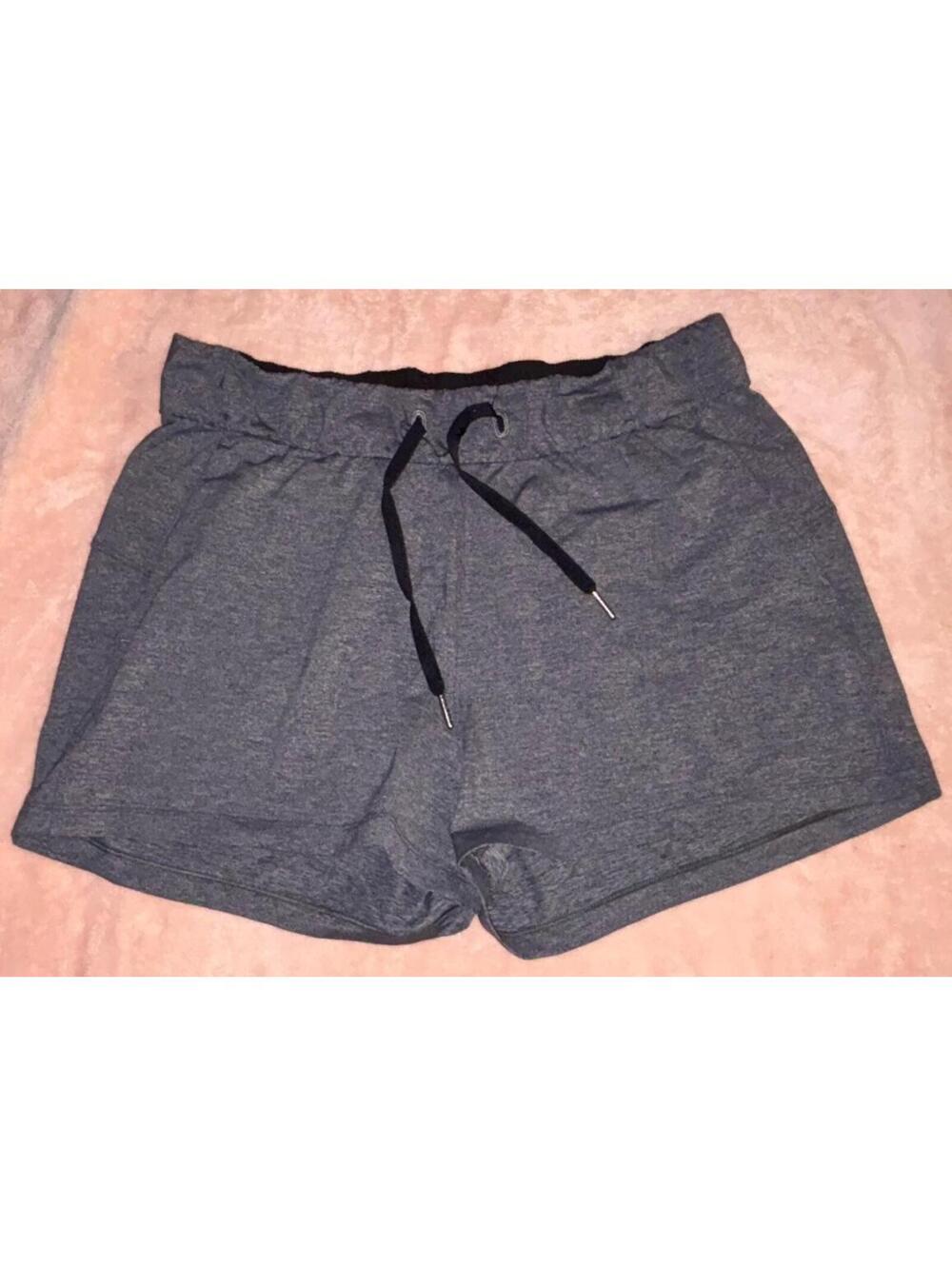 Lululemon Women’s On The Fly Shorts Dark Gray Size 8